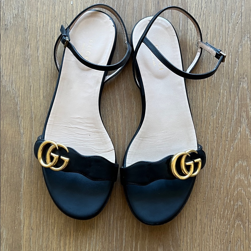 Gucci Black Sandals with Gold Logo